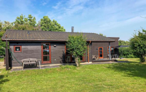 Awesome Home In Humble With Kitchen, Humble